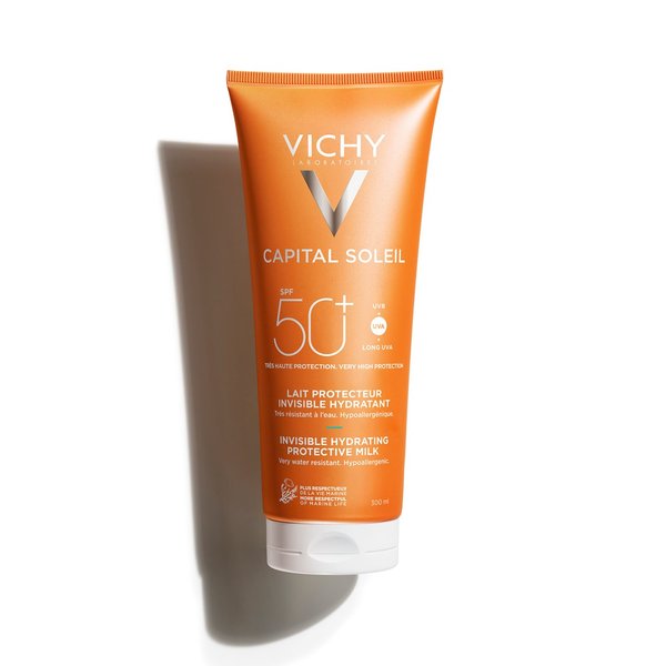 Vichy Capital Soleil invisible hydrating milk SPF 50+ in use